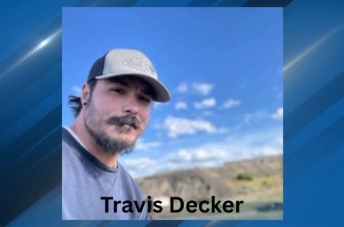 Travis Decker